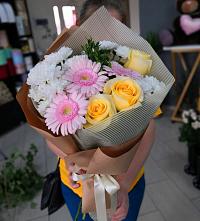 Букет цветов из:  Герберы, Розы и Хризантемы в Пехорке